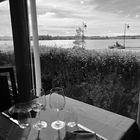 호텔 L De La Pointe 3*