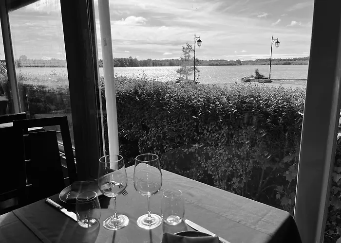 Отель L De La Pointe 3*